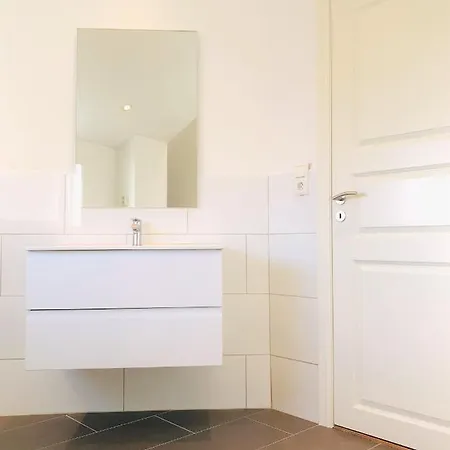 House 10 Πανσιόν 3*